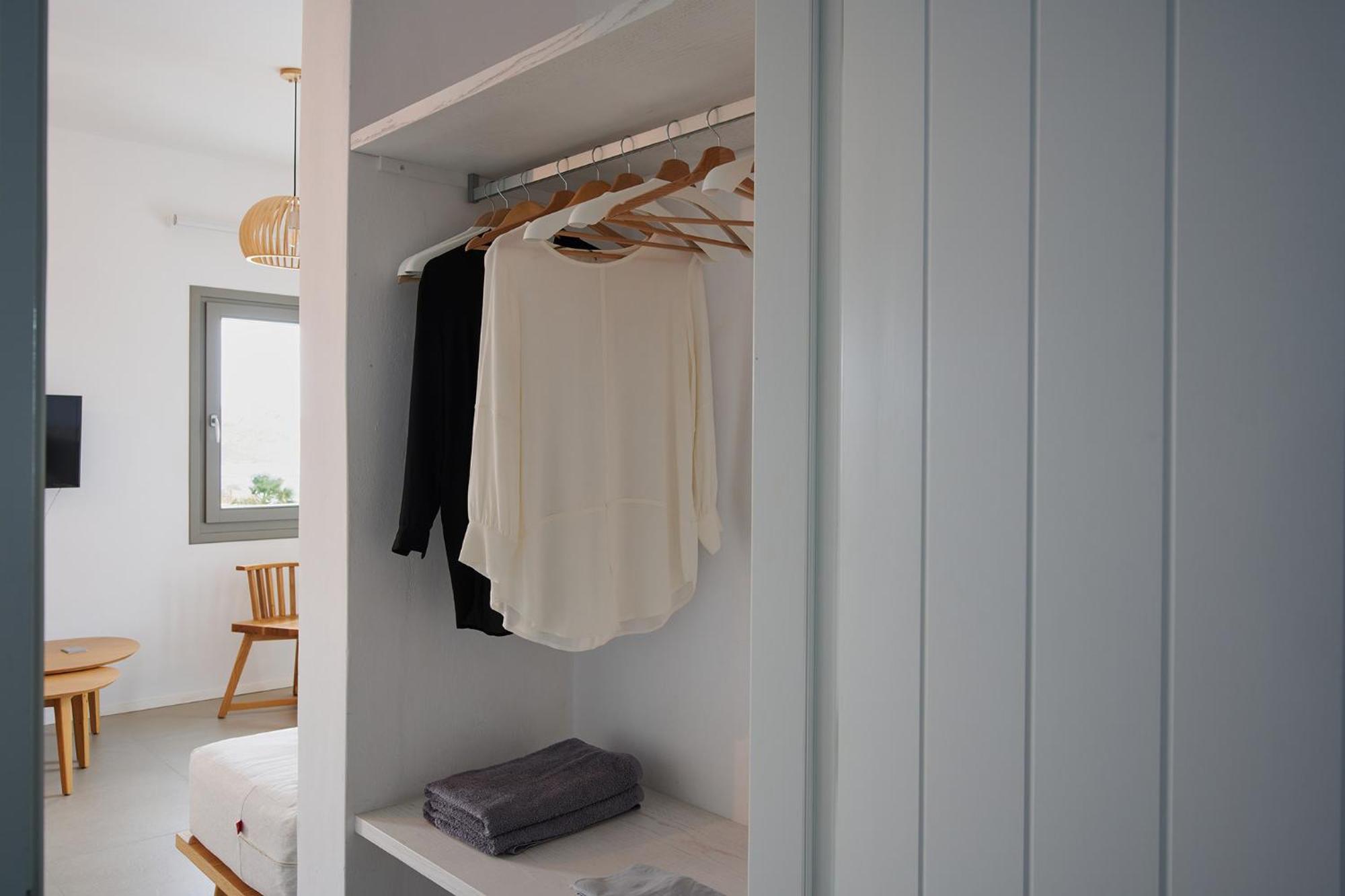 Kymo Luxury Suites Paros Kolympithres Esterno foto